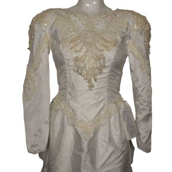 Vintage WEDDING Dress, 0 Petite, Satin/Beaded, Removable Bustle, long sleeve - Picture 2 of 15